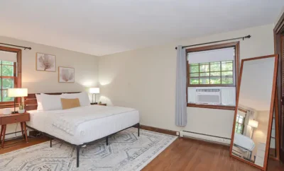 Master Bedroom w/bath in a beautiful home